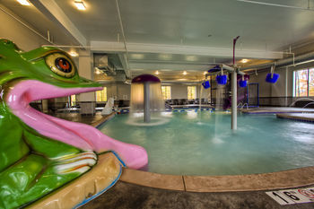 Hotel Holiday Inn Express & Suites Cleveland/Westlake By Ihg Westlake
