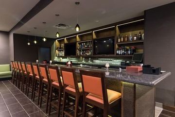 Holiday Inn Express & Suites Cleveland/Westlake By Ihg 3* Westlake