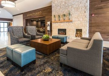 Holiday Inn Express & Suites Cleveland/Westlake By Ihg Westlake