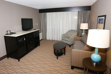 Hotel Holiday Inn Express & Suites Cleveland/Westlake By Ihg